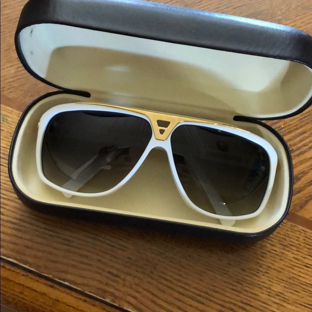 louis vuitton evidence white sunglasses - Picture 7 of 12